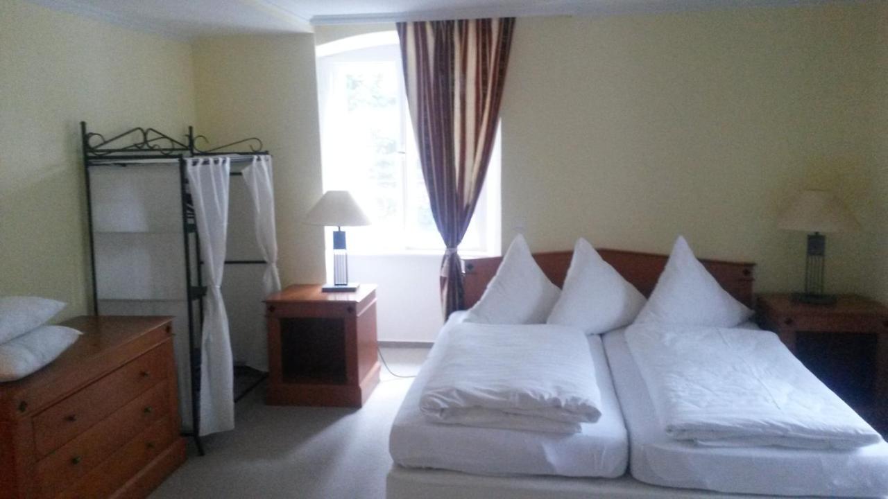 Hotel Schloss Fuchsmuehl 外观 照片